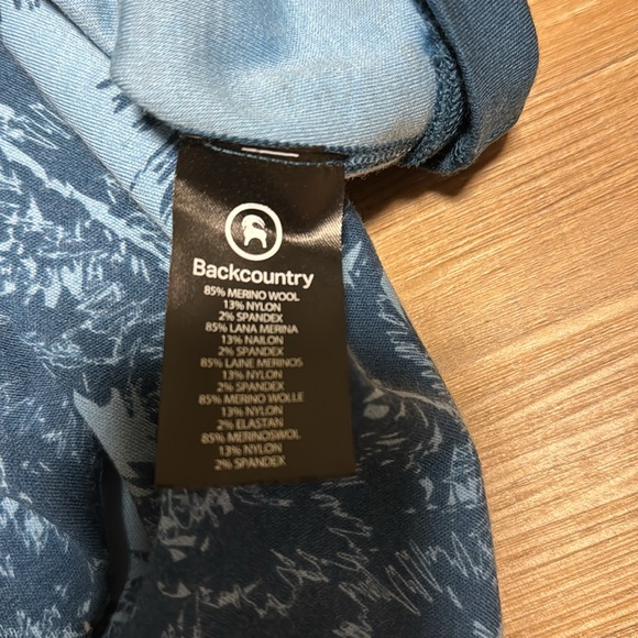 Backcountry Merino Wool Baselayer Ski Top - Medium - Picture 7 of 8